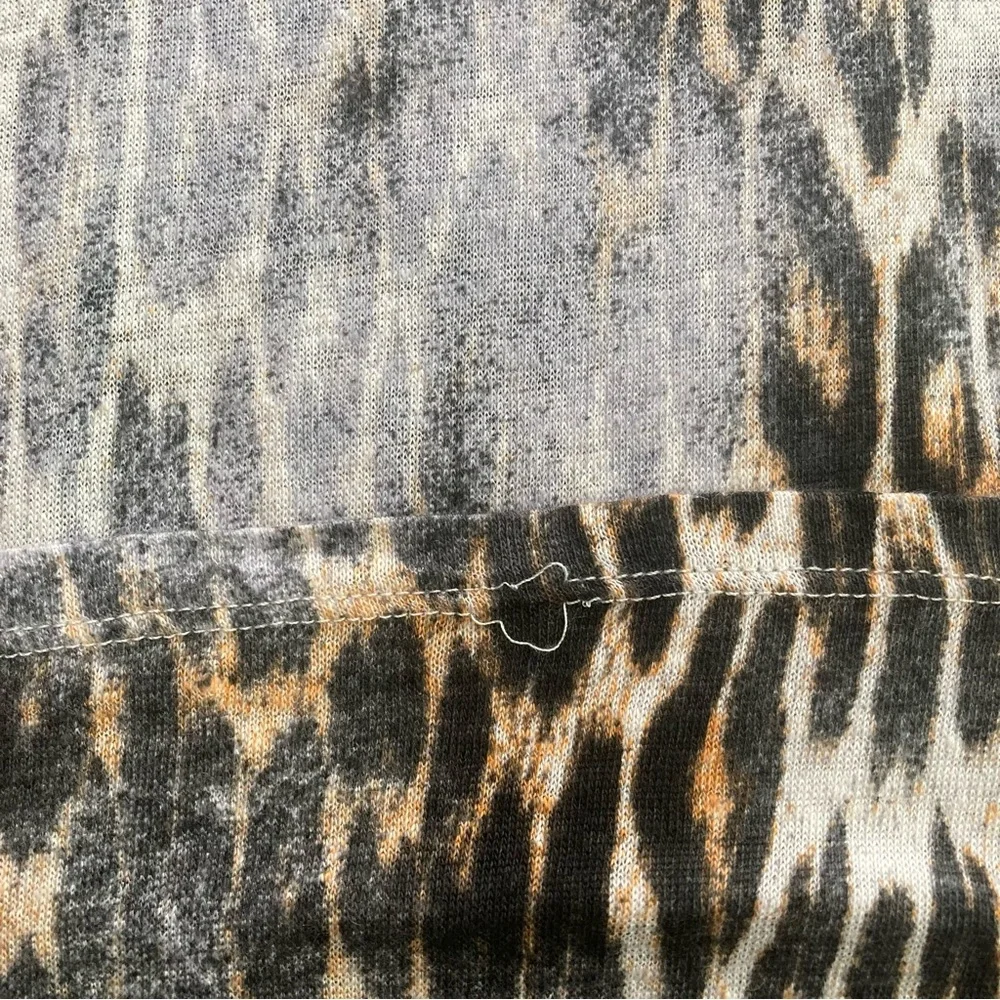 Maje Animal Print Linen V-neck T-shirt Size 3